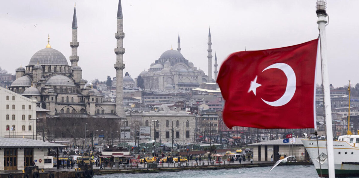 تركيا تعيد نحو ألفي شخص لوظائفهم تبين عدم علاقتهم بغولن