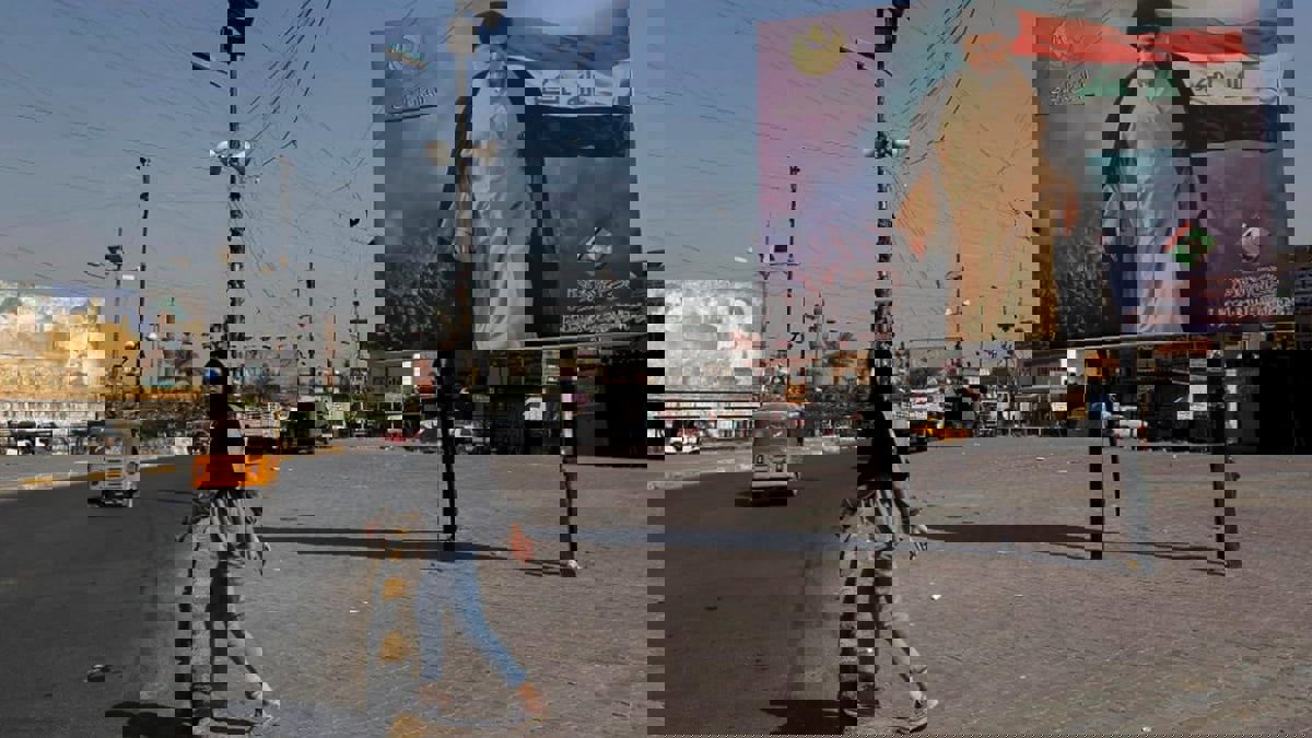 العراق.. انتشار مسلح لأنصار مقتدى الصدر عشية جلسة البرلمان (فيديو)