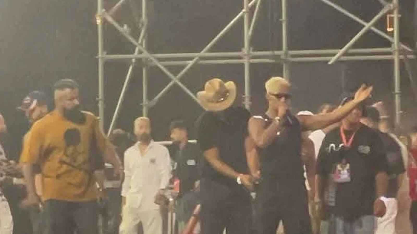 حادث أم محاولة اغتيال؟.. انفجار يهز حفل محمد رمضان