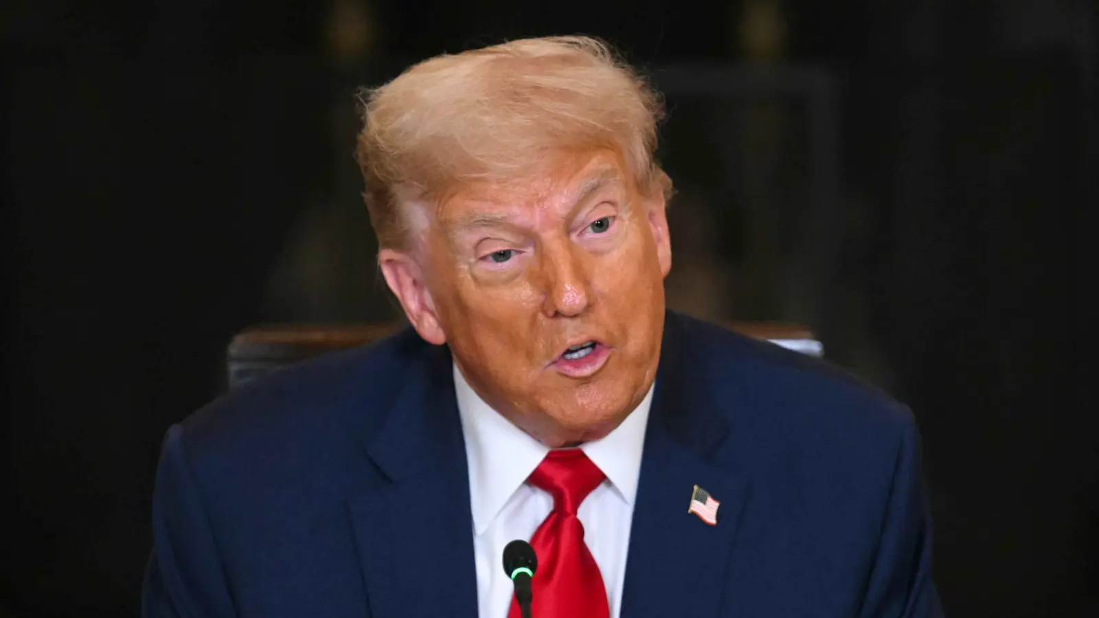 نائب إيراني رداً على بزشكيان: حكم قتل ترامب صدر بناءً على فتاوى