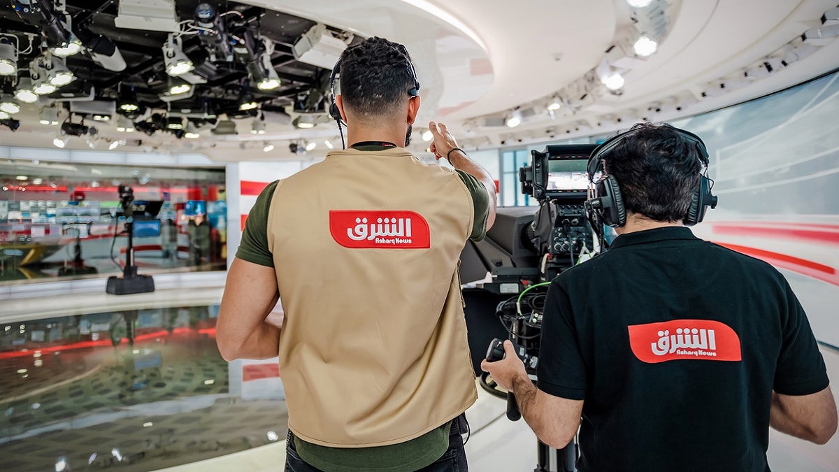 انطلاق قناة الشرق وباسم يوسف أبرز مذيعيها