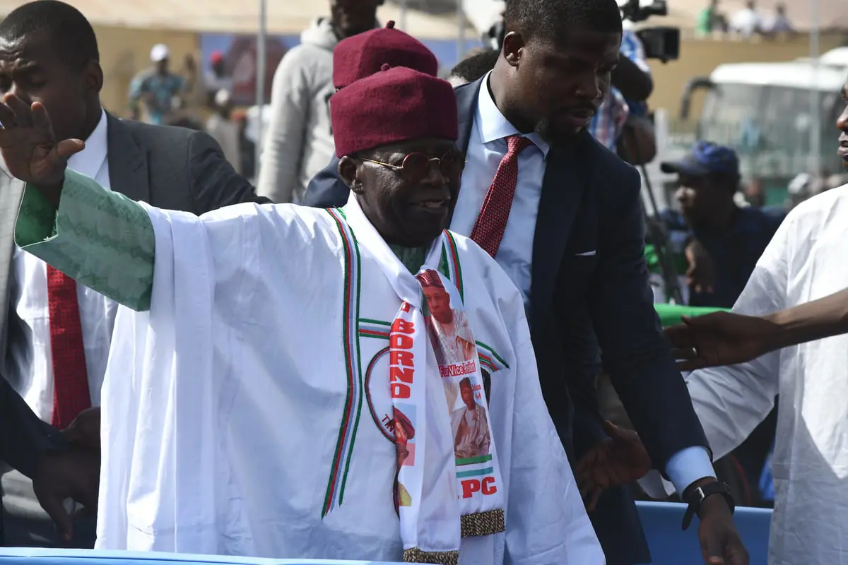 بولا تينوبو يتصدر نتائج الانتخابات الرئاسية في نيجيريا 