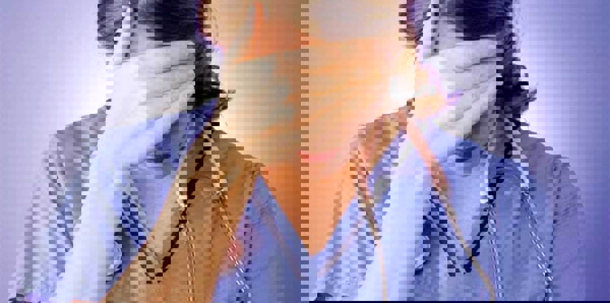 الإمارات.. هكذا سرقت ممرضة سيدة مُسنَّة تعتني بها