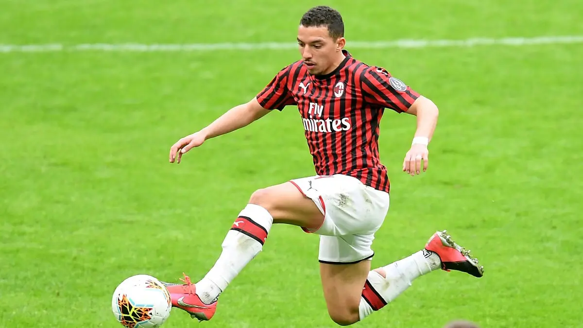 تقرير: ميلان يرفض عرض باريس سان جيرمان لإسماعيل بن ناصر