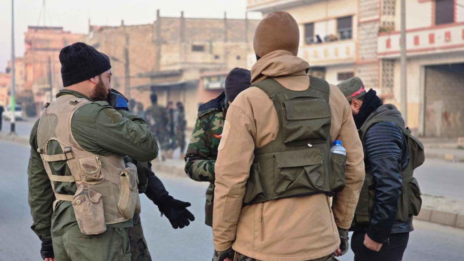 الأمن السوري يطوق مظاهرة في الصليبية