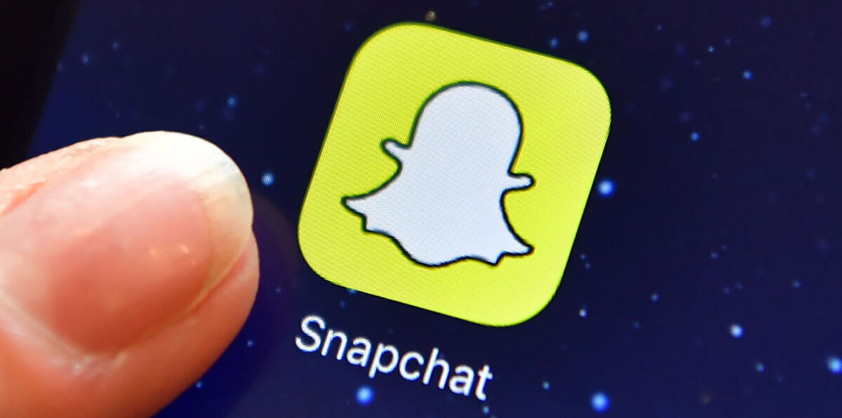 "سناب شات" يضيف ميزة "المنشن" (صورة)