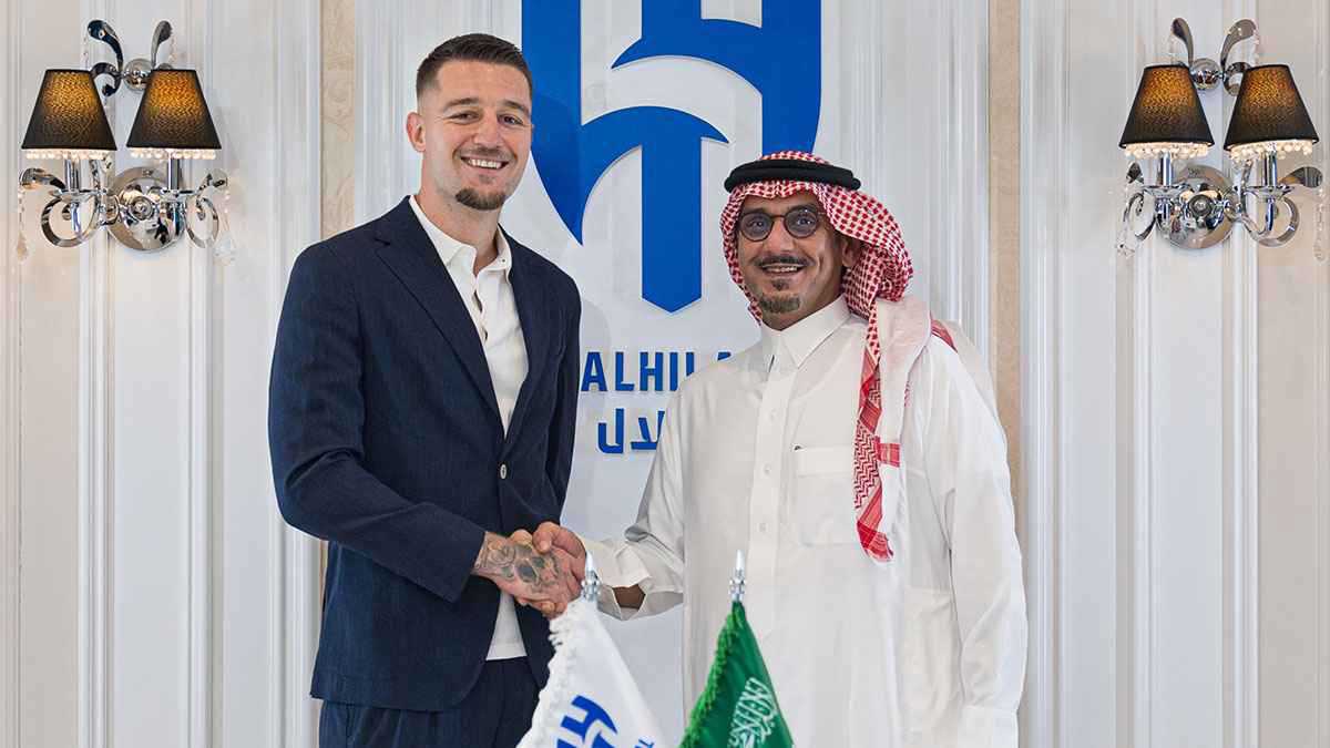 سافيتش يعلن.. هل أصبح الهلال السعودي أكبر من يوفنتوس؟