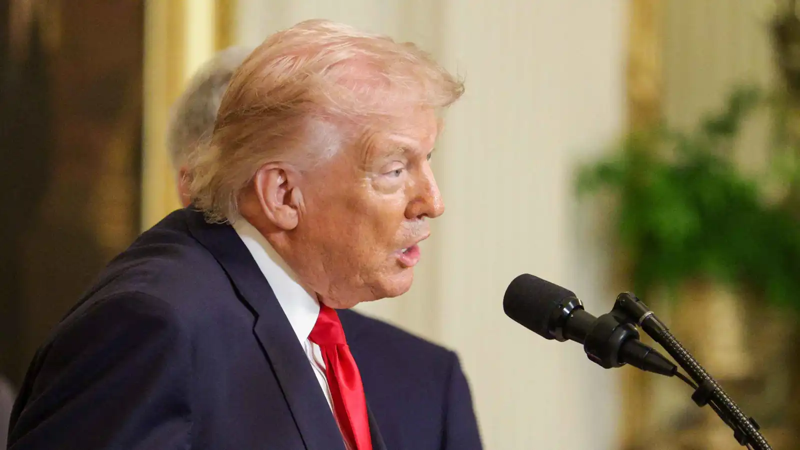 ارتباك في رواية الحرب.. نقاشات مكثفة في البيت الأبيض لتوحيد الخطاب