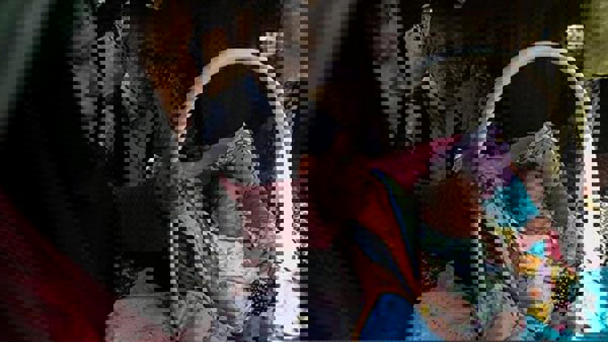 إيران تعتقل مجموعة تبيع الأطفال عبر الإنترنت في ظل تفشي الفقر‎