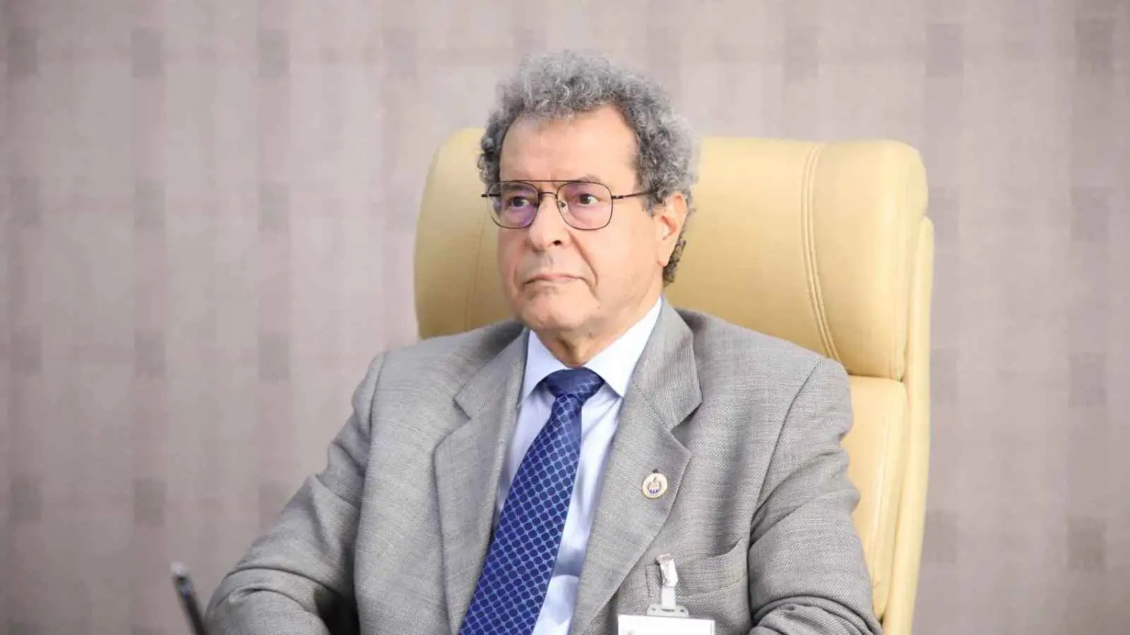 صراع سياسي أم قرار إداري.. إقالة وزير النفط تثير الجدل في ليبيا