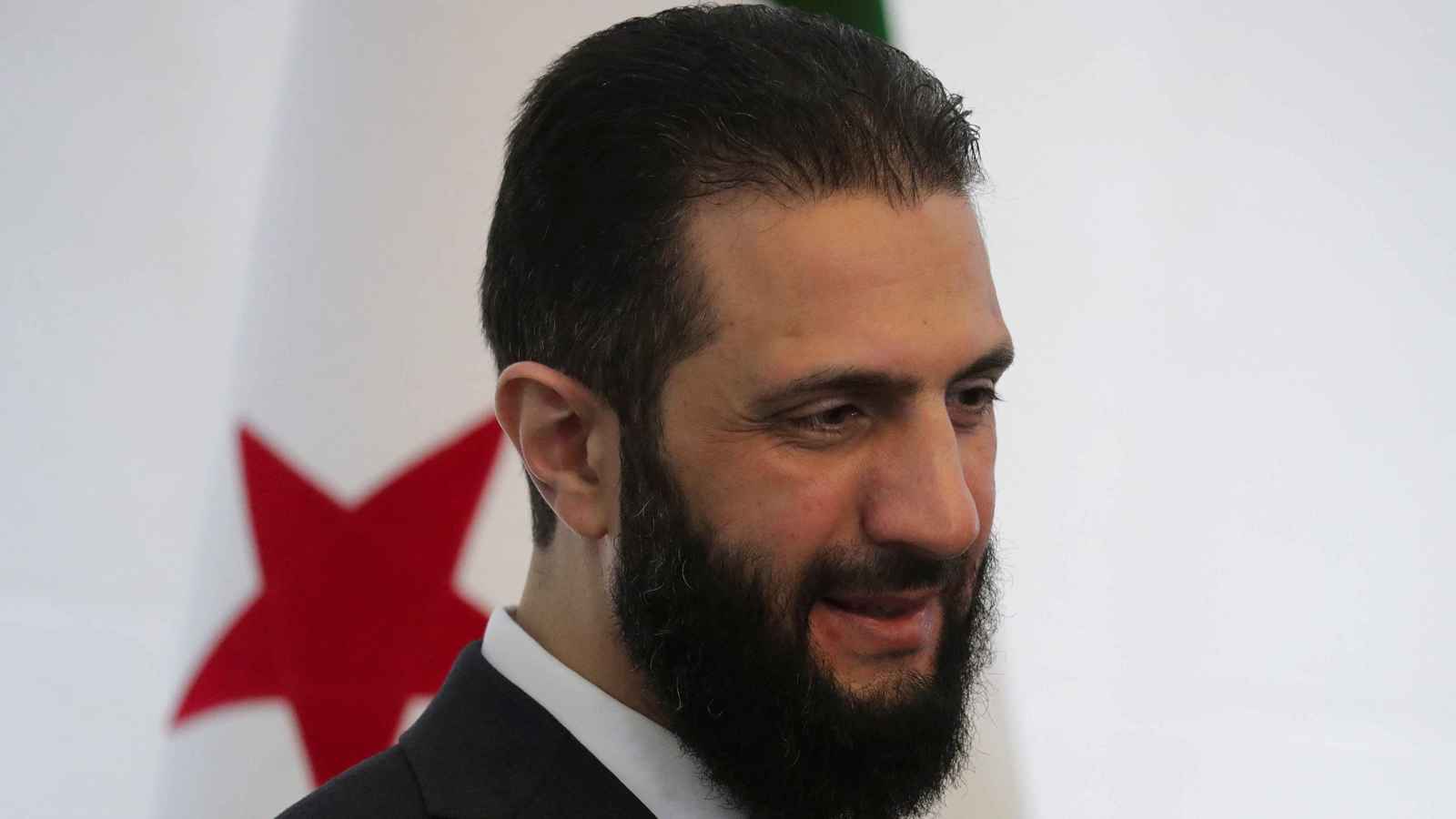 بينها أموال أودعها الأسد.. الشرع يطالب موسكو بمئات مليارات الدولارات