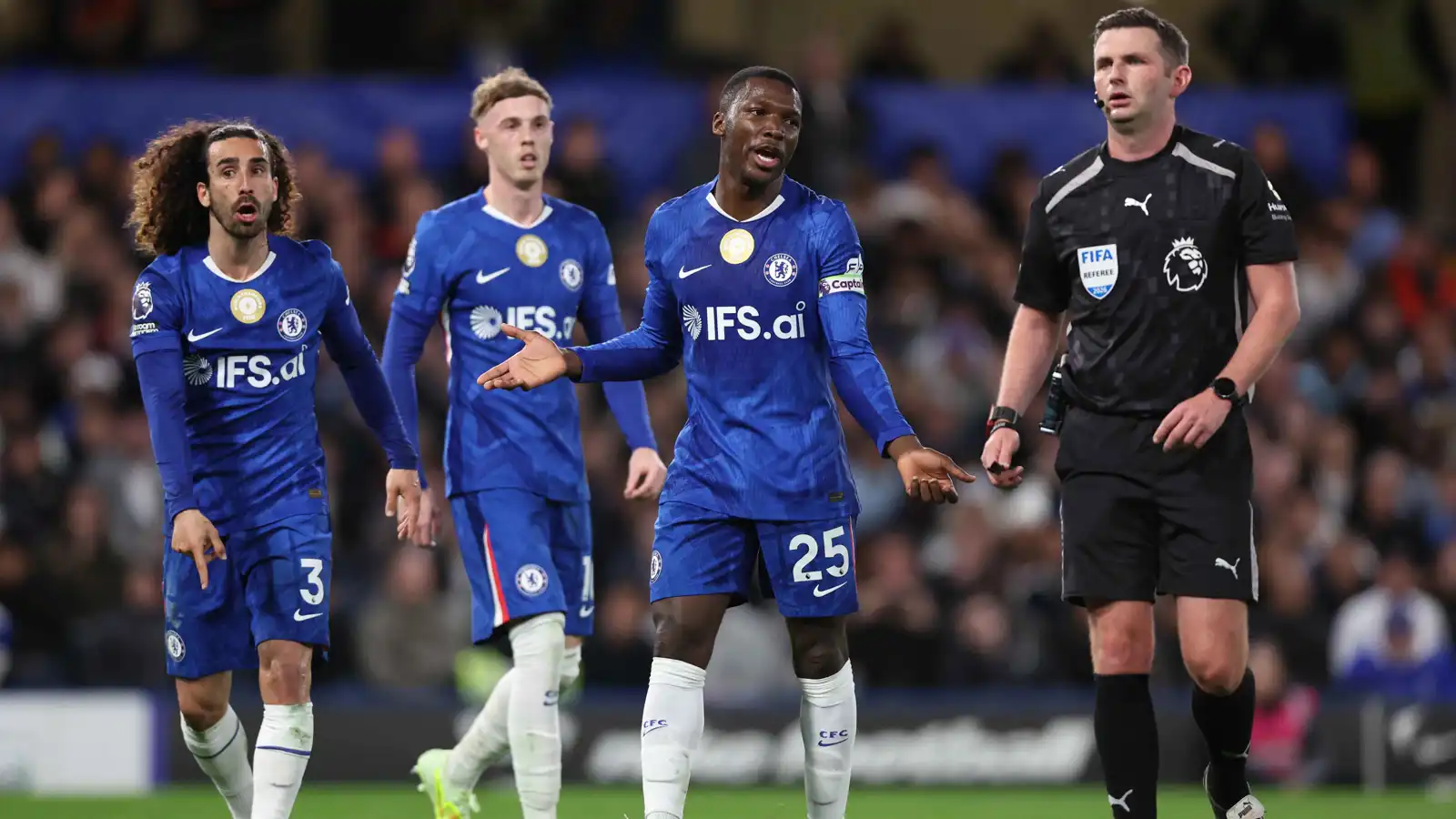 نجم تشيلسي يفتح باب الرحيل إلى برشلونة