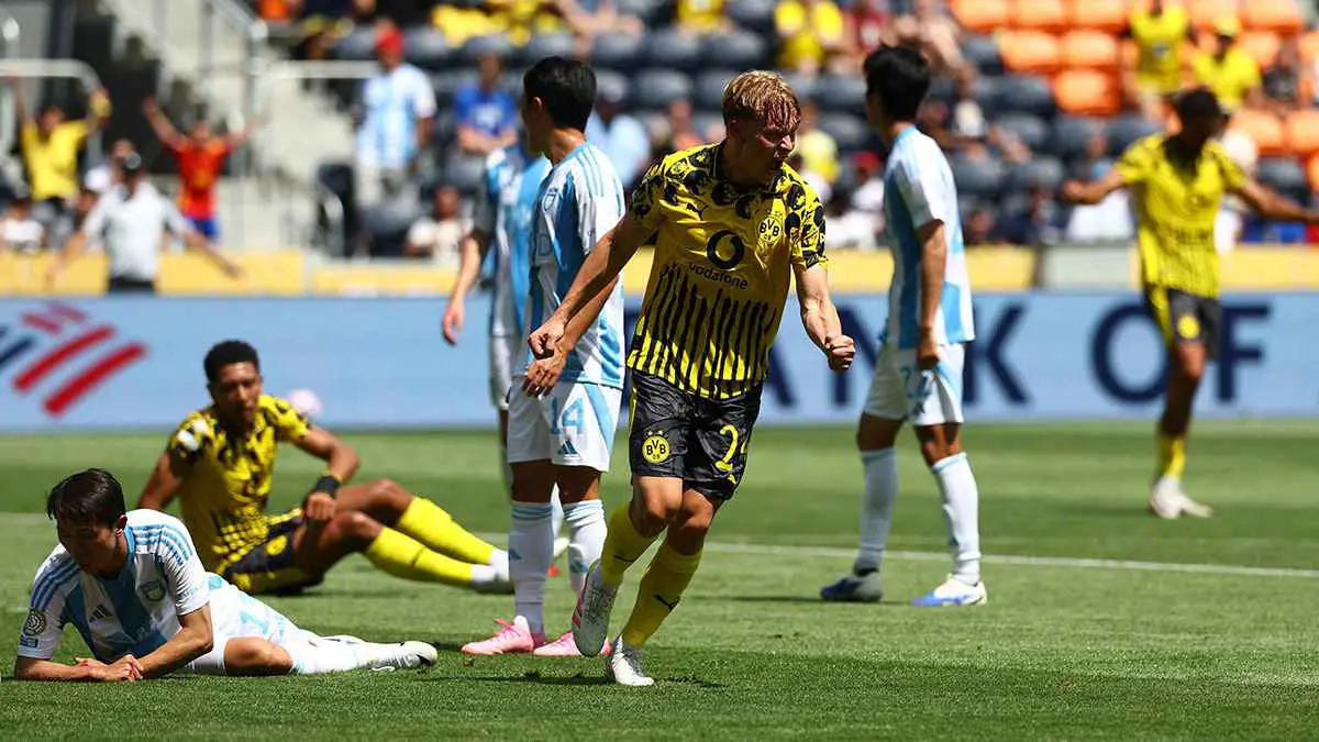 دورتموند يتأهل لدور الـ16 لكأس العالم للأندية وفلومينينسي يطيح بصن داونز