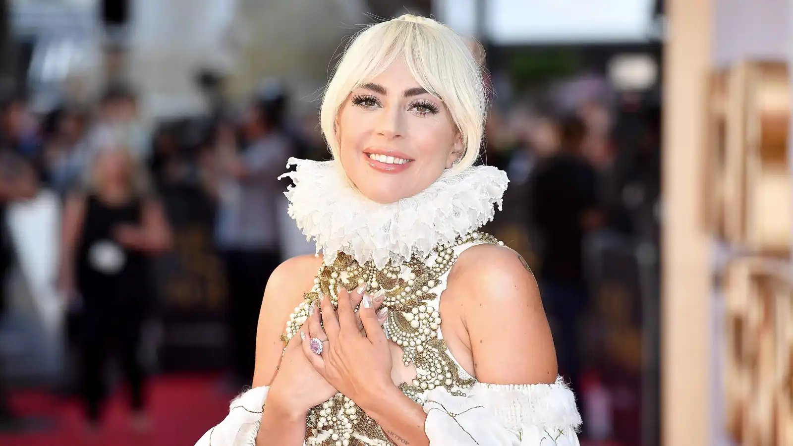 بعد "مولد نجمة".. ليدي غاغا تكشف عن أصعب فترات حياتها