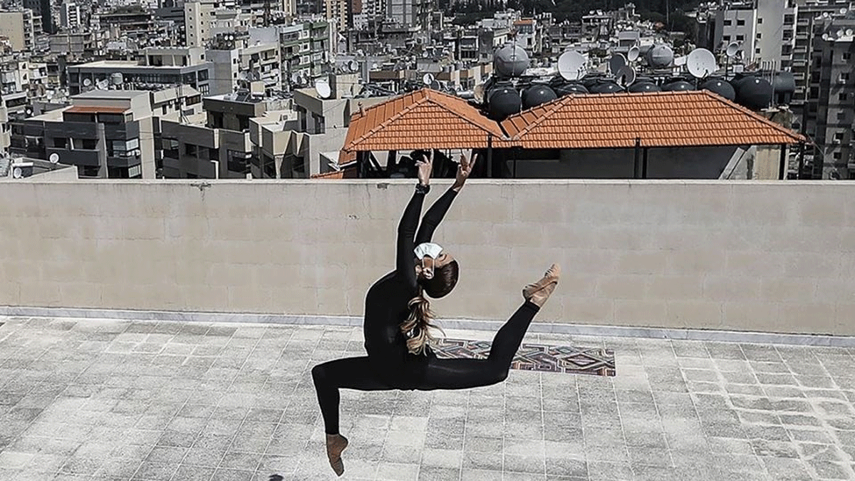 أسطح المباني جنة المحجورين في لبنان