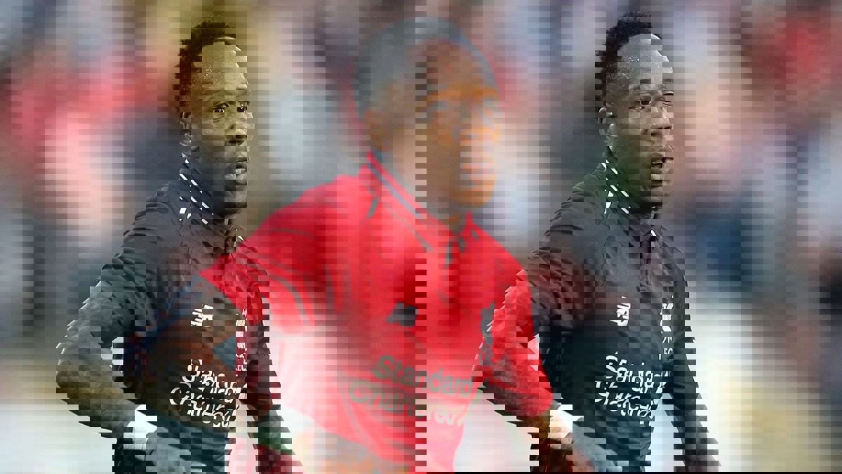 إصابة مدافع ليفربول بالرباط الصليبي