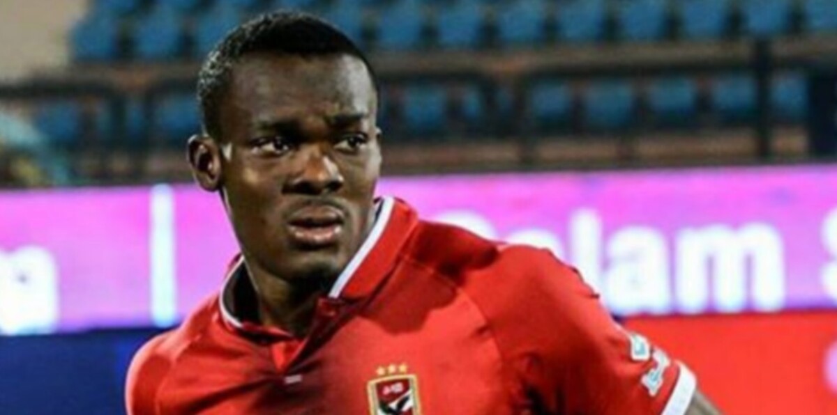 عماد متعب يستغل هروب كوليبالي.. والأهلي المصري ينوي تصعيد الأزمة