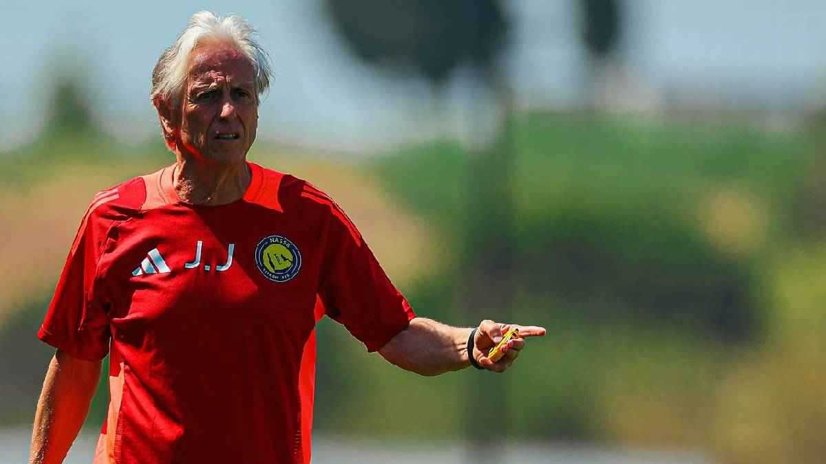 "أزمة".. لماذا أعاد جيسوس نجمي النصر إلى معسكر الفريق؟