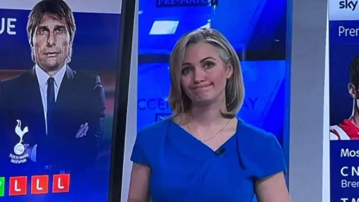 مذيعة رياضية تبكي على الهواء مرتدية ألوان علم أوكرانيا (صور)