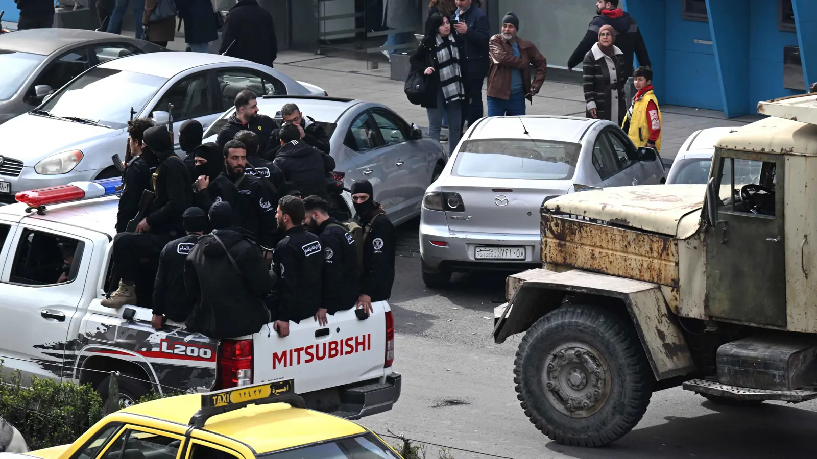 لأسباب انتقامية و"طائفية".. موجة عنف جديدة تجتاح سوريا