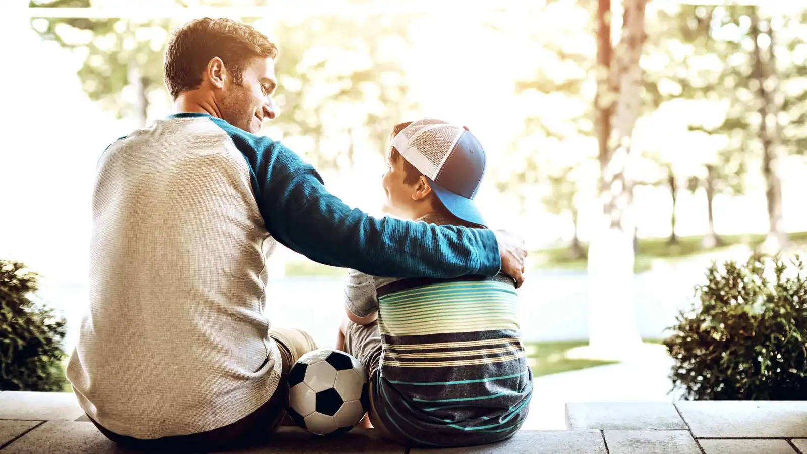 كيف تربي أطفالا ناجحين بعد طفولتك الصعبة؟