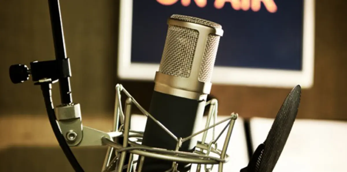 مذيعة تعلن وفاة ديفيد كاميرون "بالخطأ"