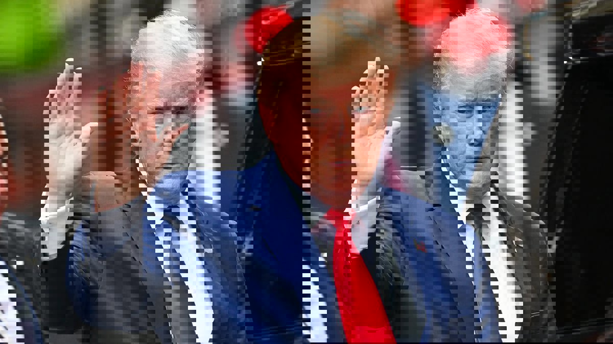 تقرير: ترامب قد يصبح أول رئيس أمريكي يواجه تهما جنائية