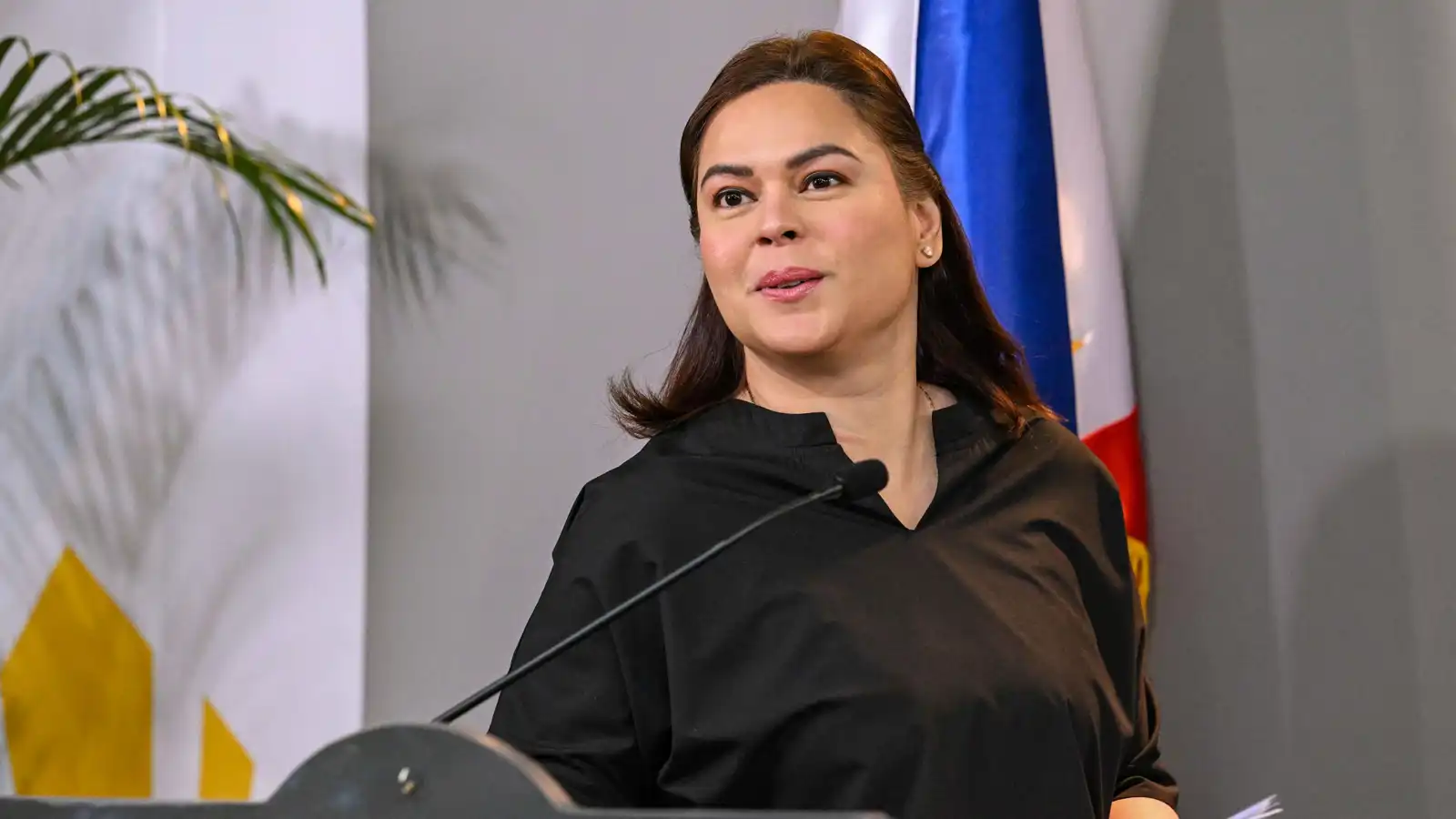 من التحالف إلى "العداء".. ابنة رئيس الفلبين السابق تترشح للرئاسة