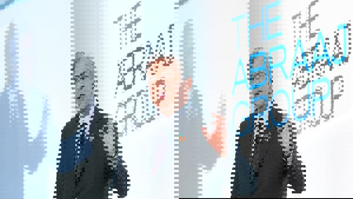 محكمة بريطانية تسمح بتسليم مؤسس "أبراج" إلى أمريكا