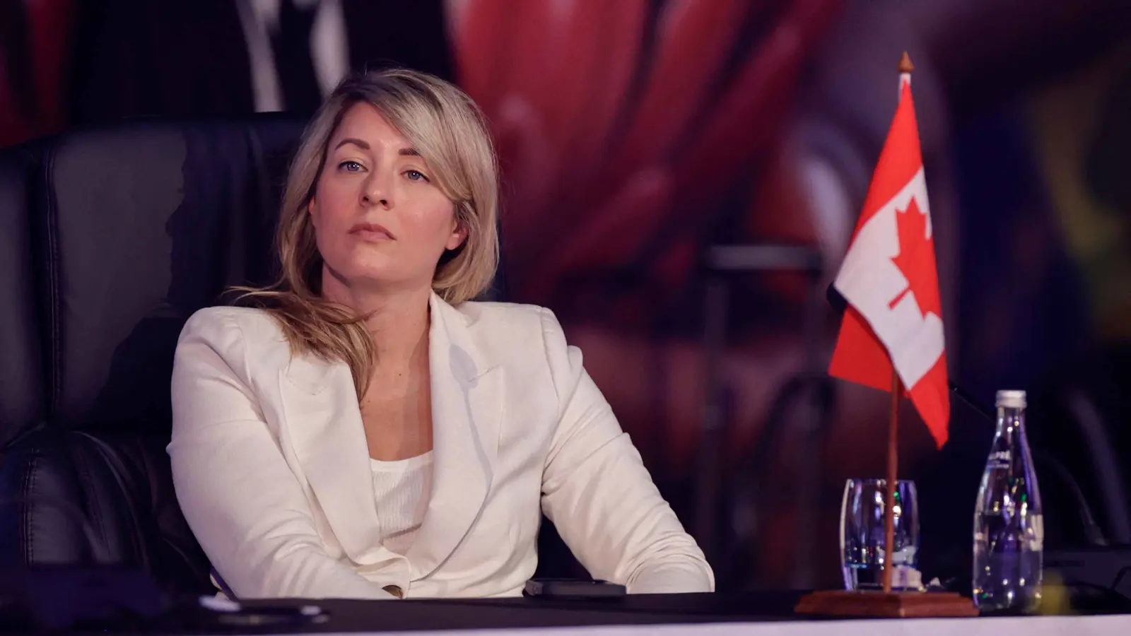 مساعدات وتخفيف عقوبات وتعيين سفير.. إجراءات كندية لدعم سوريا