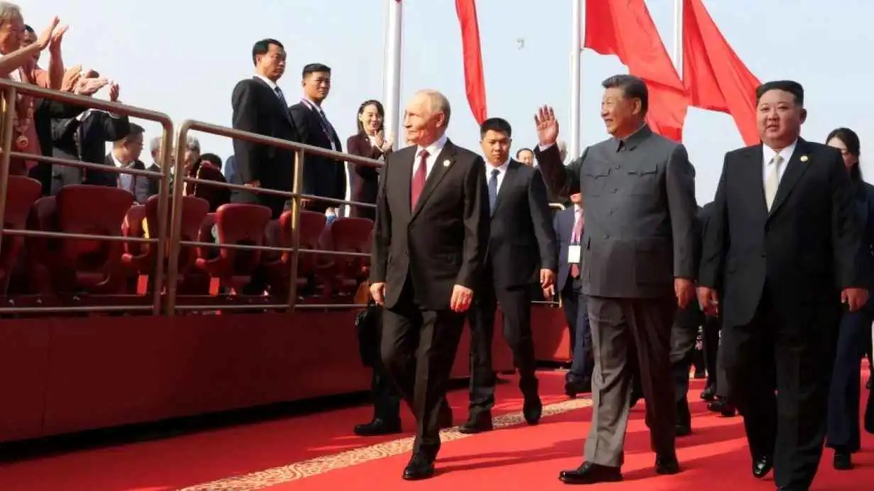 بصورته مع كيم وشي.. بوتين يهز ثقة أوروبا بـ"أصدقاء أقوياء"