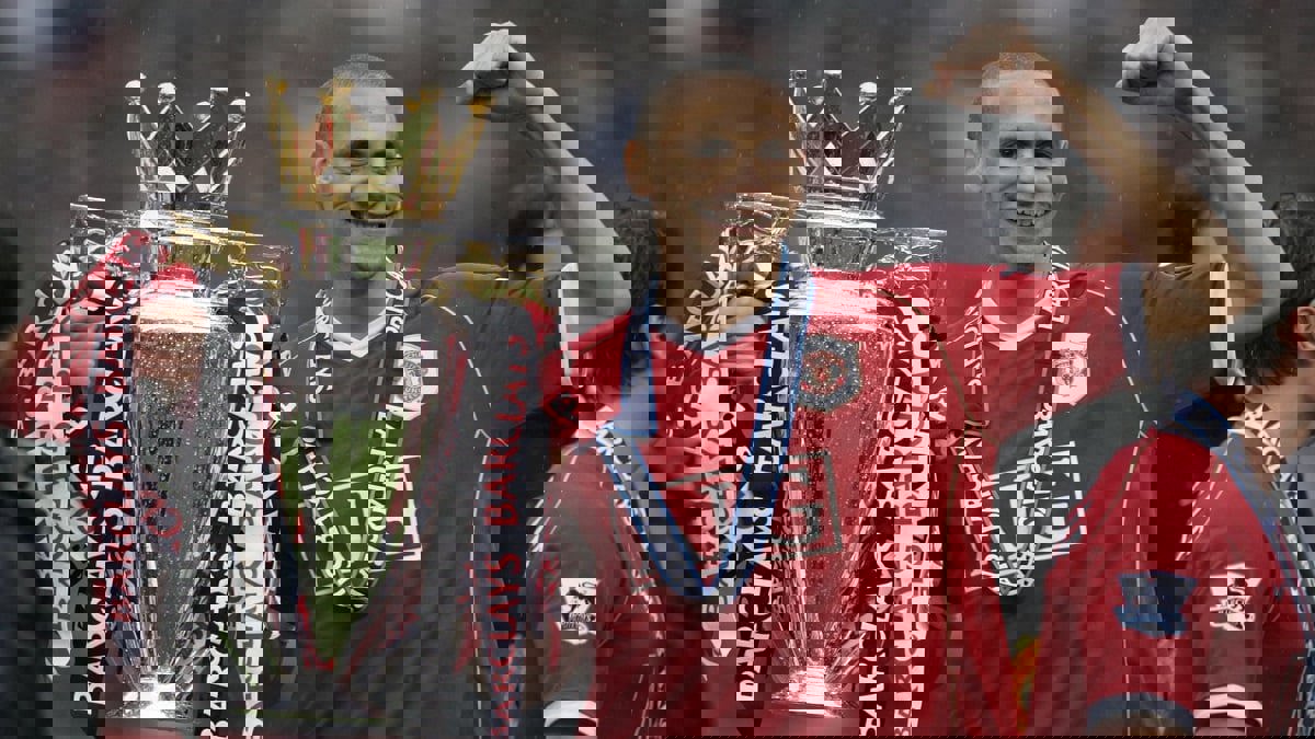 الجماهير تختار ريو فرديناند أفضل مدافع في تاريخ الدوري الإنجليزي