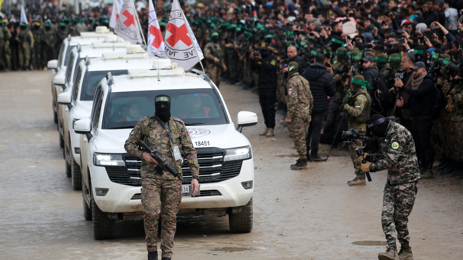 مقترح مصري لحل أزمة الأسرى و"إنقاذ" اتفاق غزة