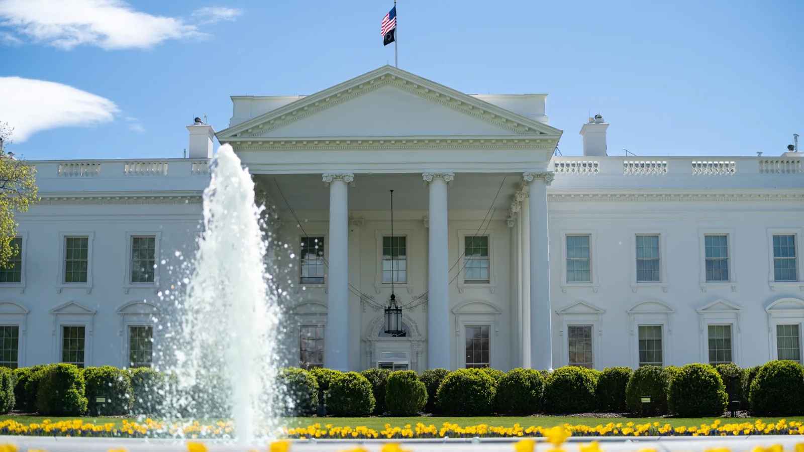 من بايدن إلى ترامب.. أزمة التسريبات تجتاح "الطوابق السرية" للبيت الأبيض