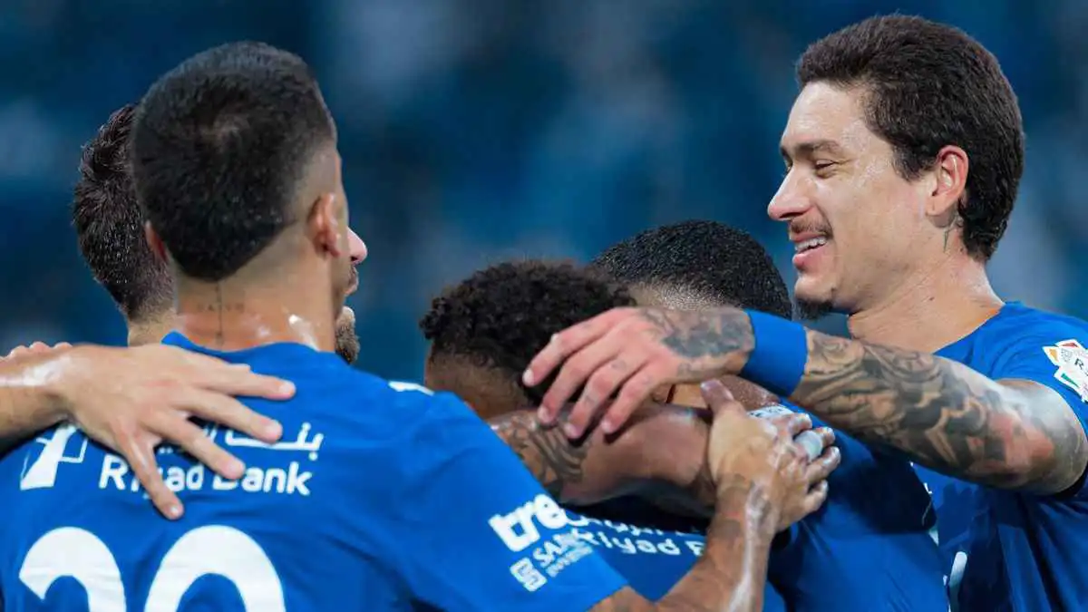 رجل المباراة.. أكثر لاعب أبهر جمهور الهلال أمام الرياض