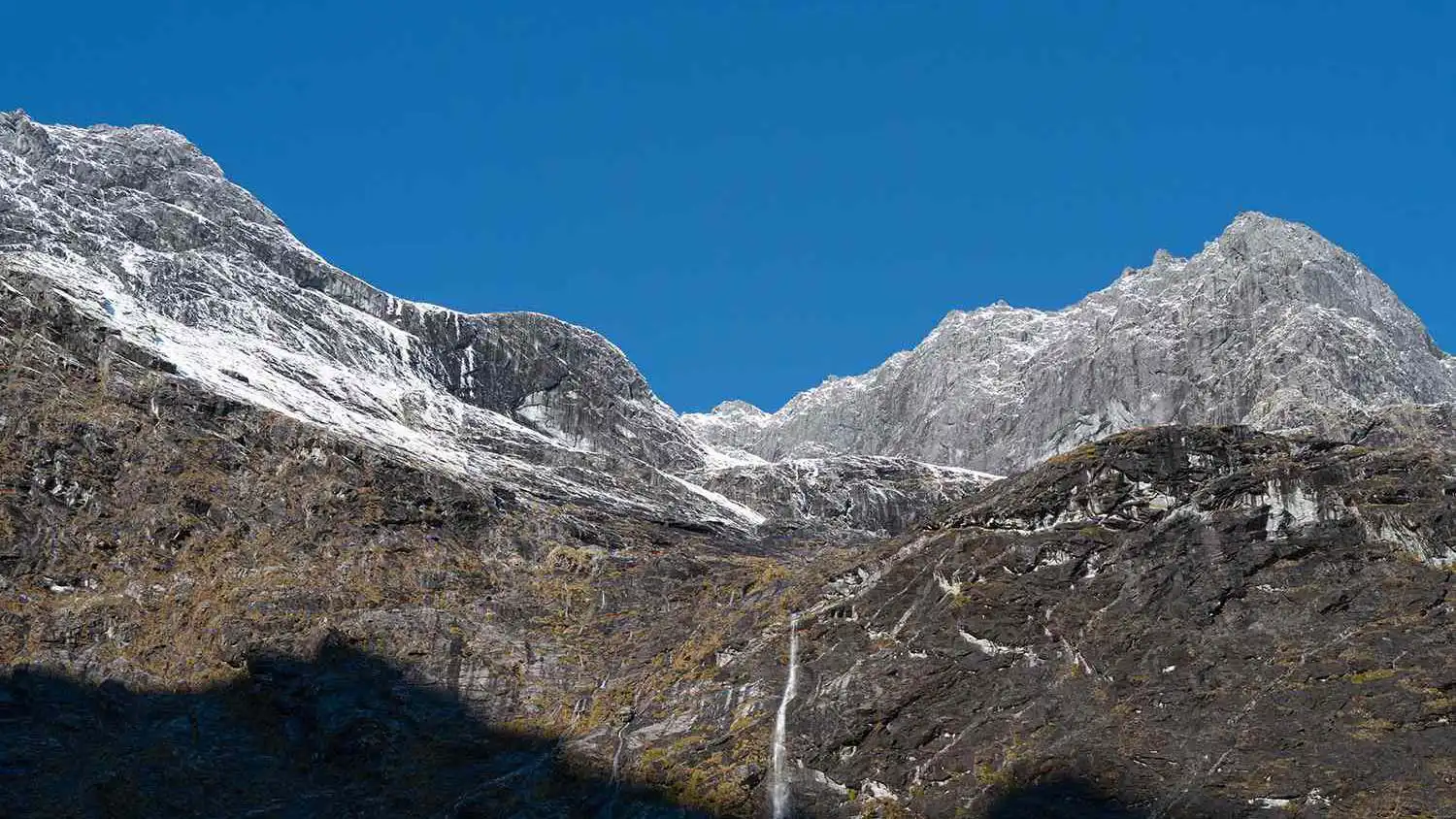 3 أيام مرعبة.. إنقاذ متسلقين في جبال نيوزيلندا