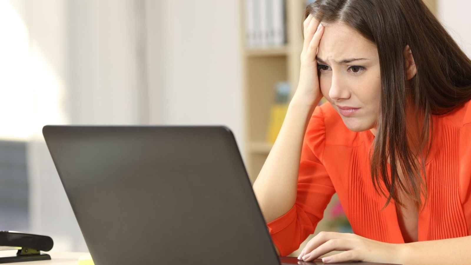 عندما تنفذ بطارية كمبيوترك بسرعة.. غيّر هذه الإعدادات فوراً