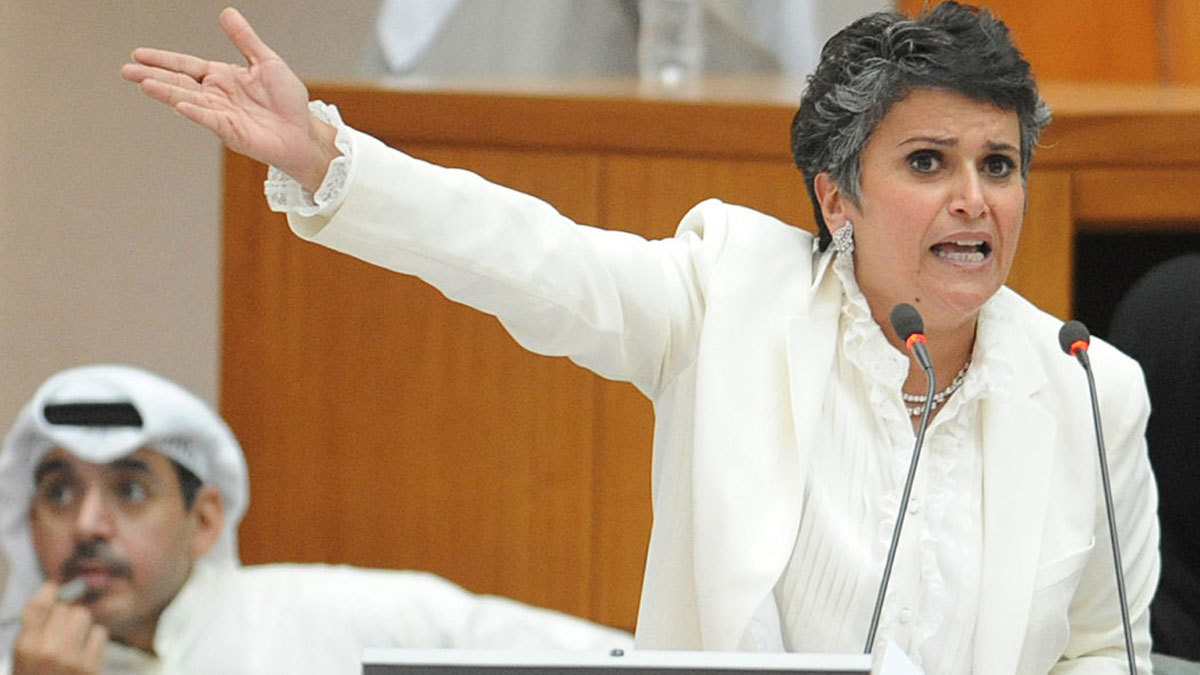 غضب نيابي بالكويت بعد الإعلان عن استقبال 5 آلاف عامل مصري شهريًّا