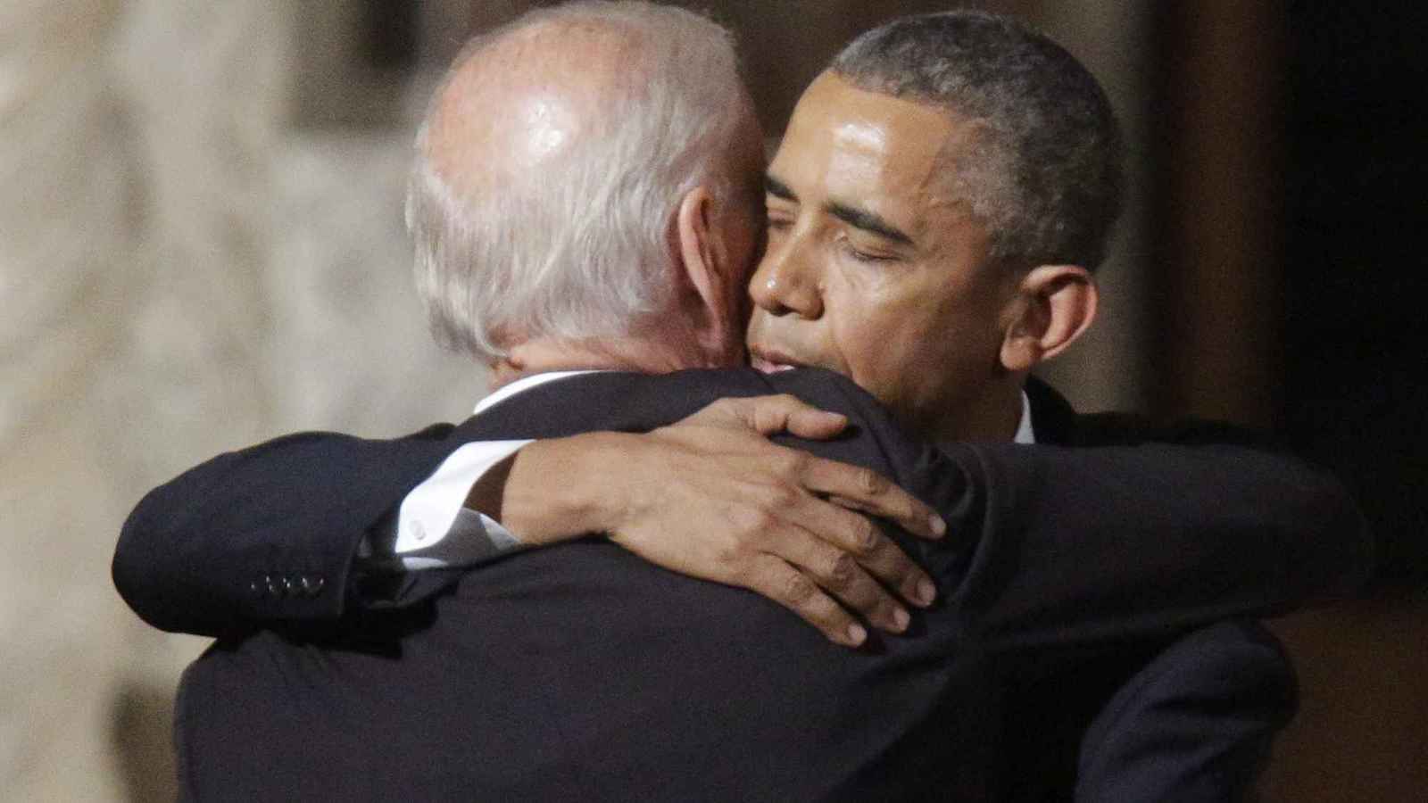 ماذا قال أوباما في وداع صديقه بايدن؟