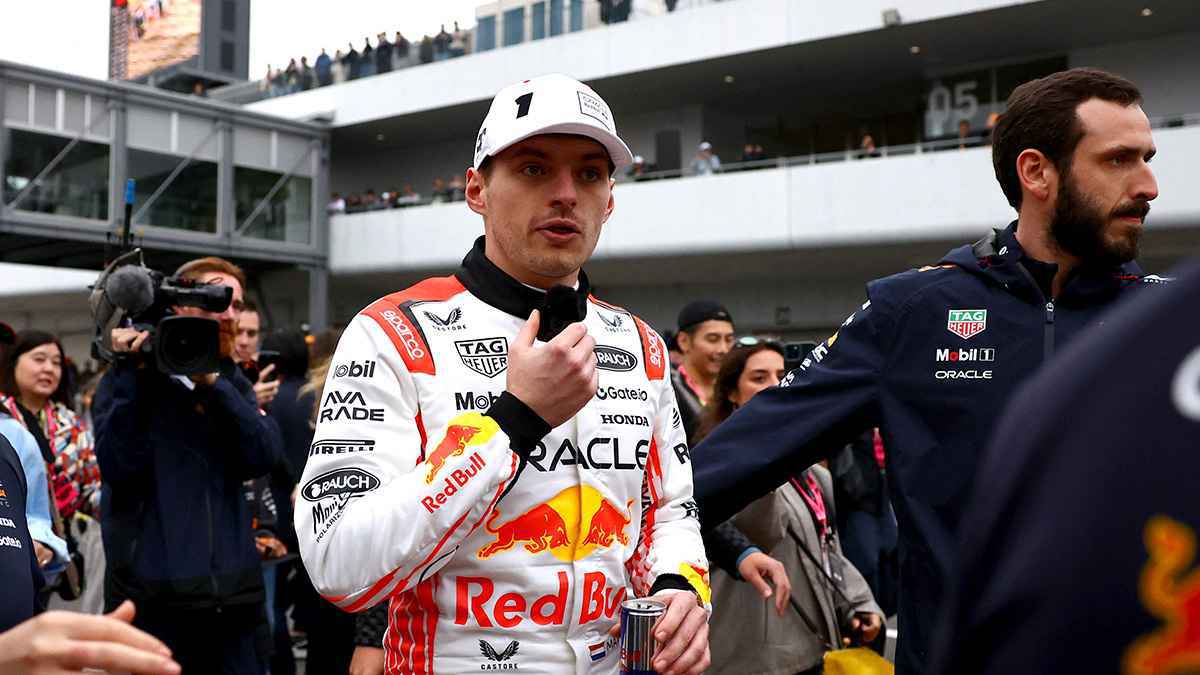 فورمولا 1.. لفة "خرافية" في سوزوكا تعيد فرستابن سائق رد بول للمنافسة (فيديو)