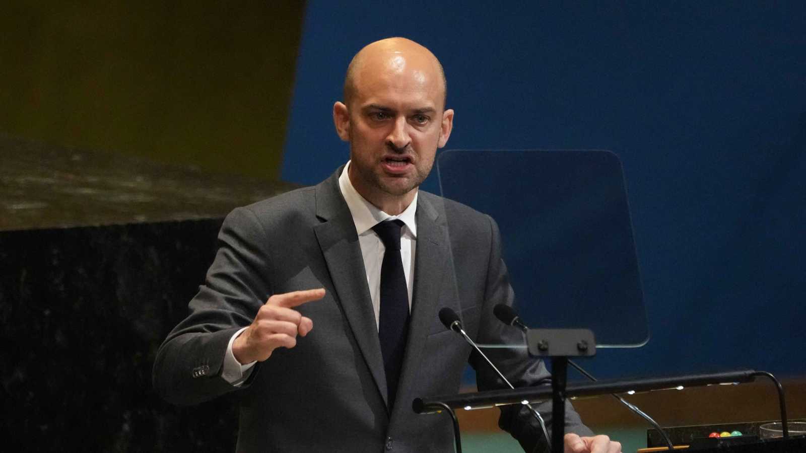 فرنسا تندد بحرمان مسؤولين فلسطينيين من التأشيرة الأمريكية