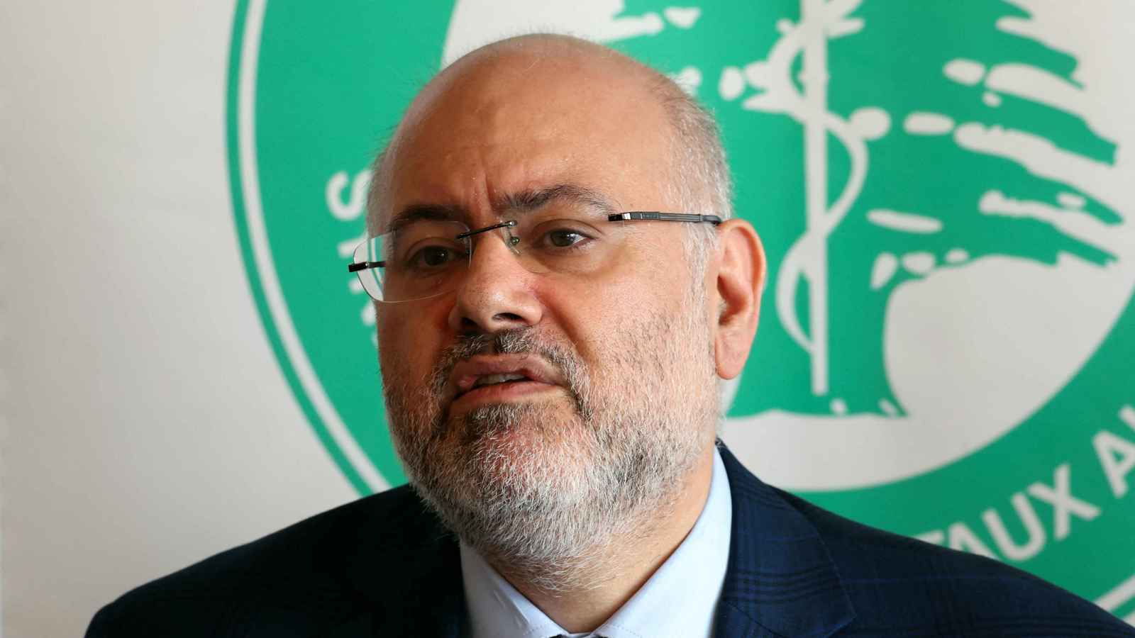 وزير الصحة اللبناني: 1974 قتيلاً.. ولا أسلحة في المستشفيات