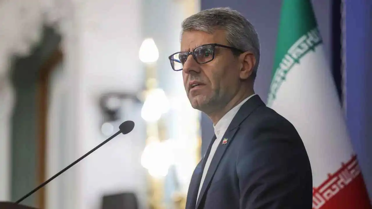 طهران ترفض دعوة الترويكا الأوروبية لاستئناف التفاوض