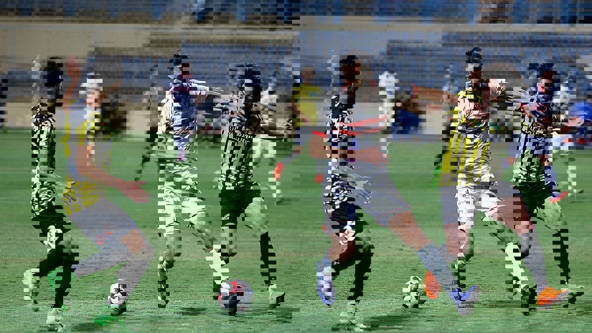 نادي الزمالك يفقد نقطتين في سباق ترتيب الدوري المصري بالتعادل مع المقاولون العرب (فيديو)