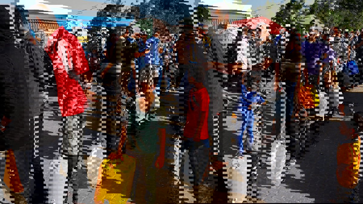 حرب غزة تفاقم أزمة المياه في القطاع لتلوث الآبار وتدمير محطات المعالجة