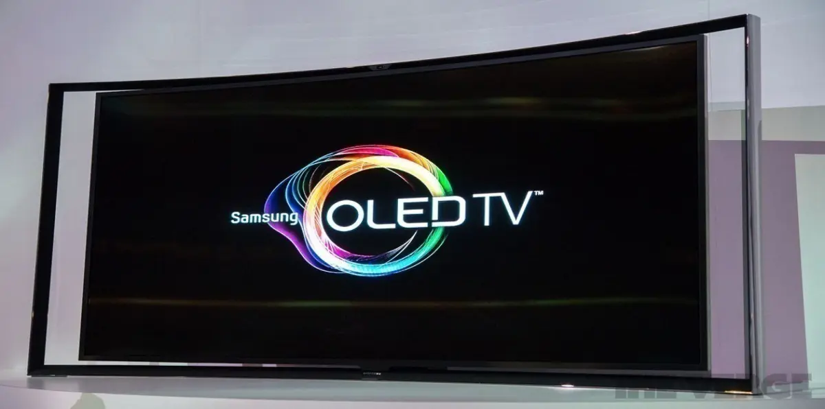 بسبب هواتف آيفون.. سامسونغ تضاعف إنتاجها من شاشات OLED  ثلاث مرات