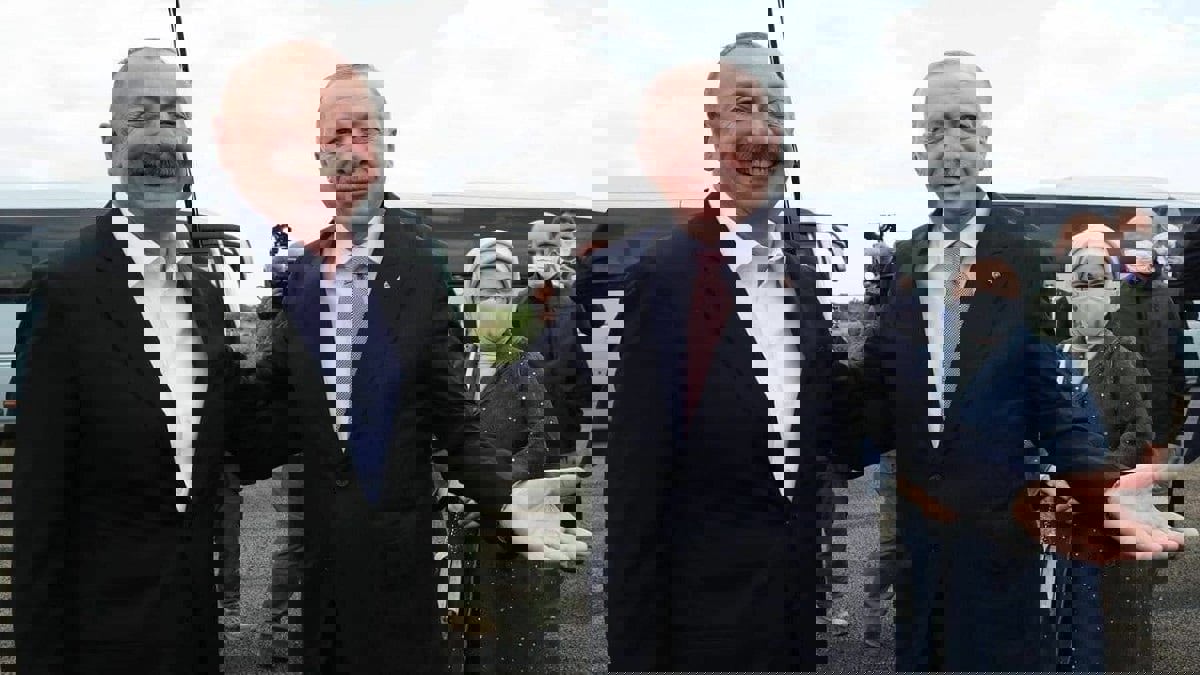 أردوغان يعرض على رئيس أذربيجان "التعاون" في استثمار النفط الليبي