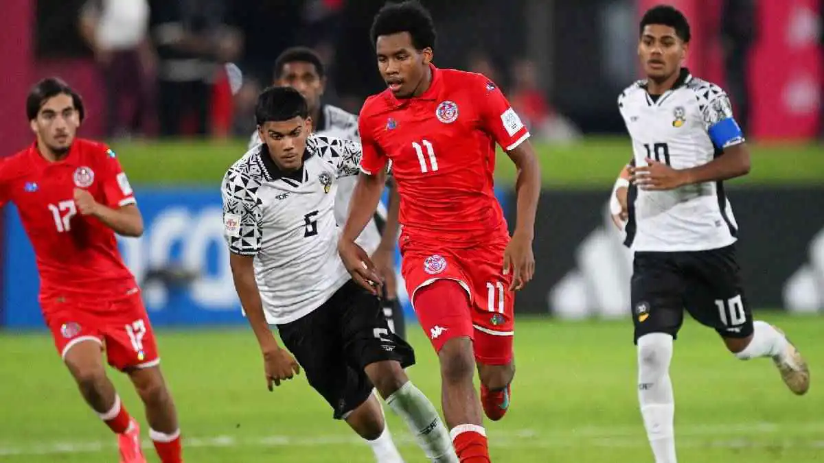 ردود فعل واسعة في فرنسا بعد تألق وسيم سلامة مع منتخب تونس للناشئين