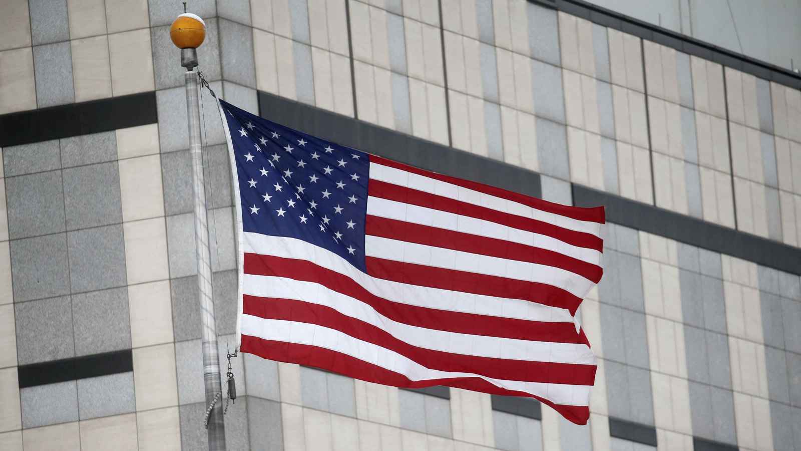 السفارة الأمريكية في الدوحة: اطلعنا على تقارير عن هجمات صاروخية