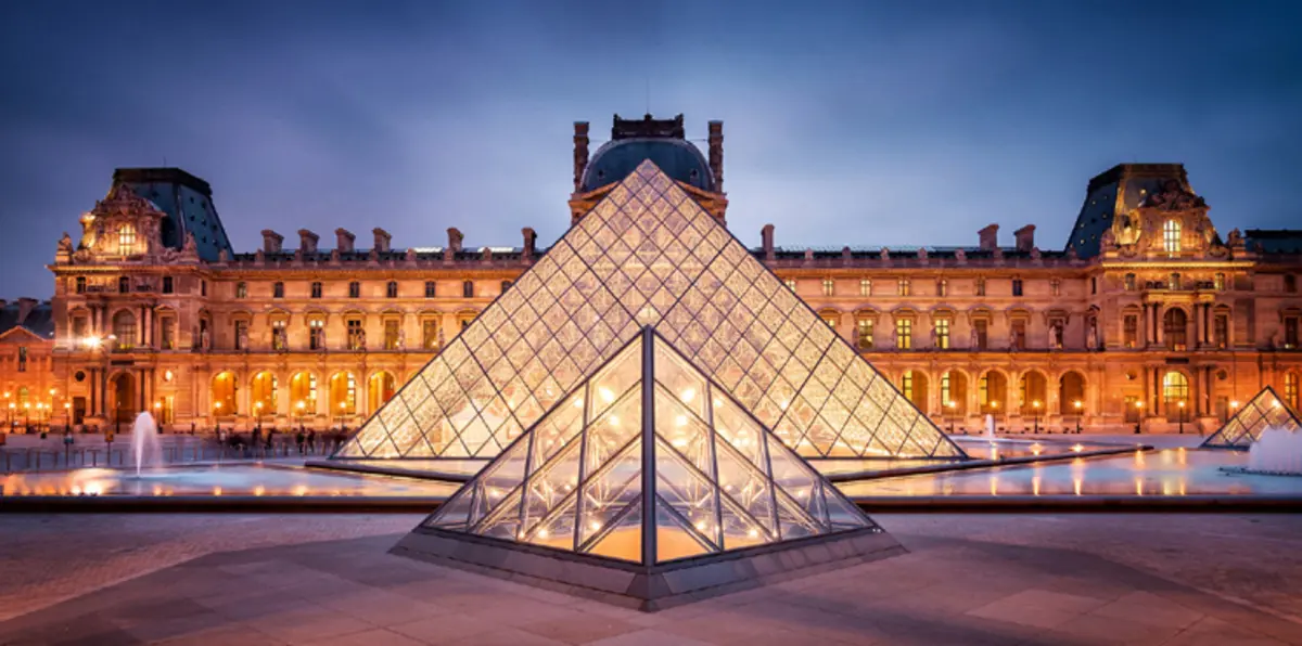 إخلاء ساحة متحف اللوفر في باريس لإجراء فحوص أمنية